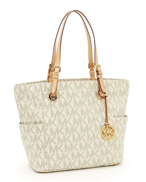 michael michael kors jet set logo item tote vanilla|Michael Kors jet set ombre.